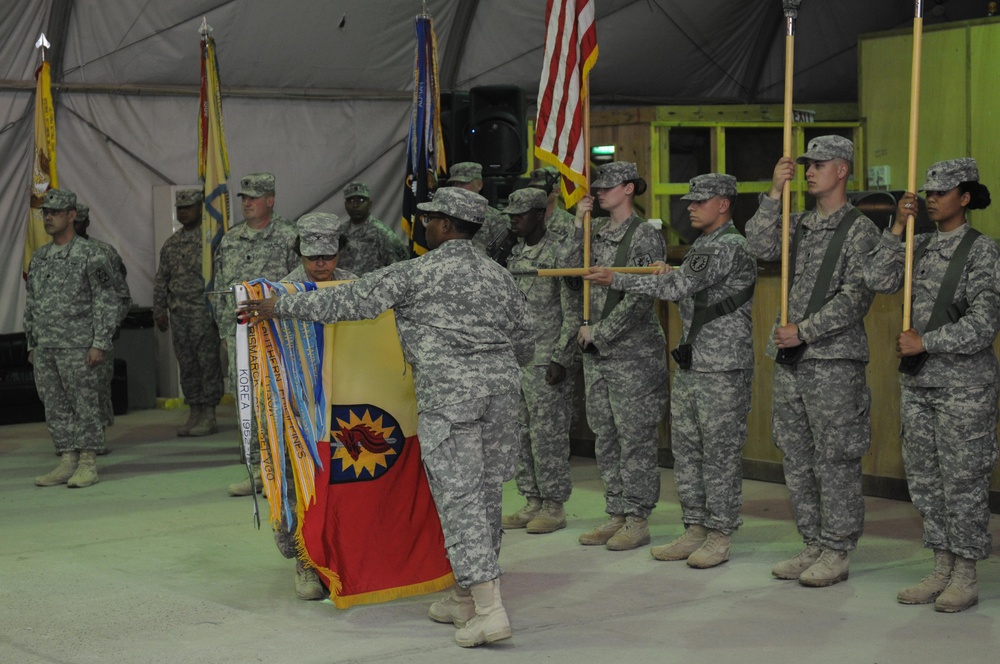 Cased colors mark end of Dragonslayers tour in Iraq