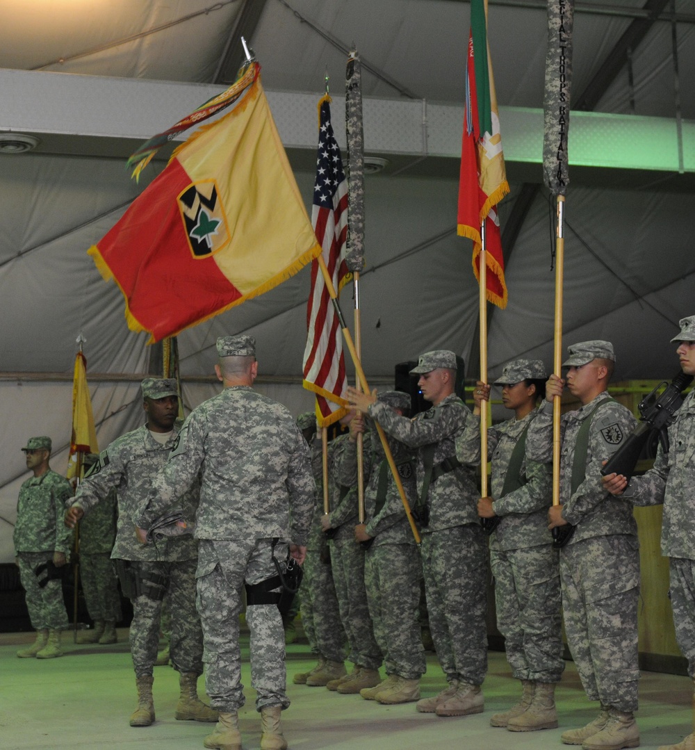 Cased colors mark end of Dragonslayers tour in Iraq