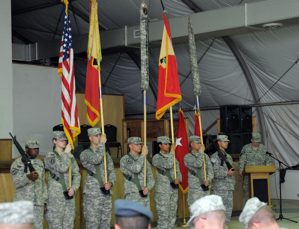 Cased colors mark end of Dragonslayers tour in Iraq