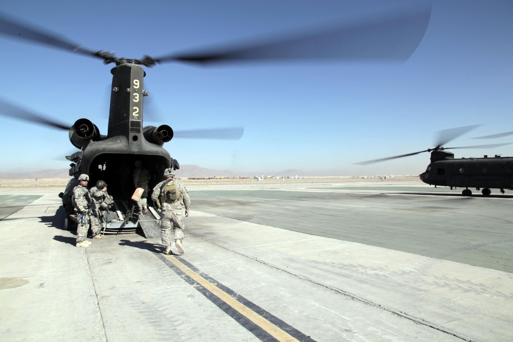 ISAF Conducts Building Assessment Survey in Karis Shorabak