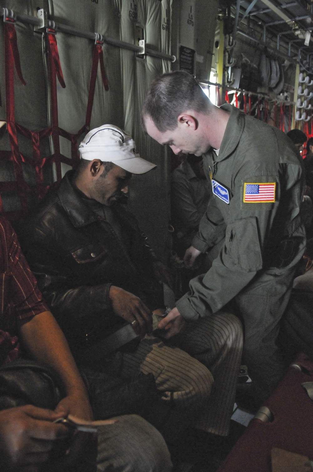 US forces evacuate Egyptian citizens from Tunisia