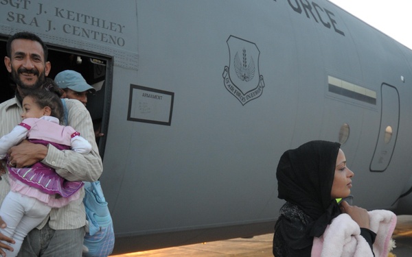 U.S. forces evacuate Egyptian citizens from Tunisia