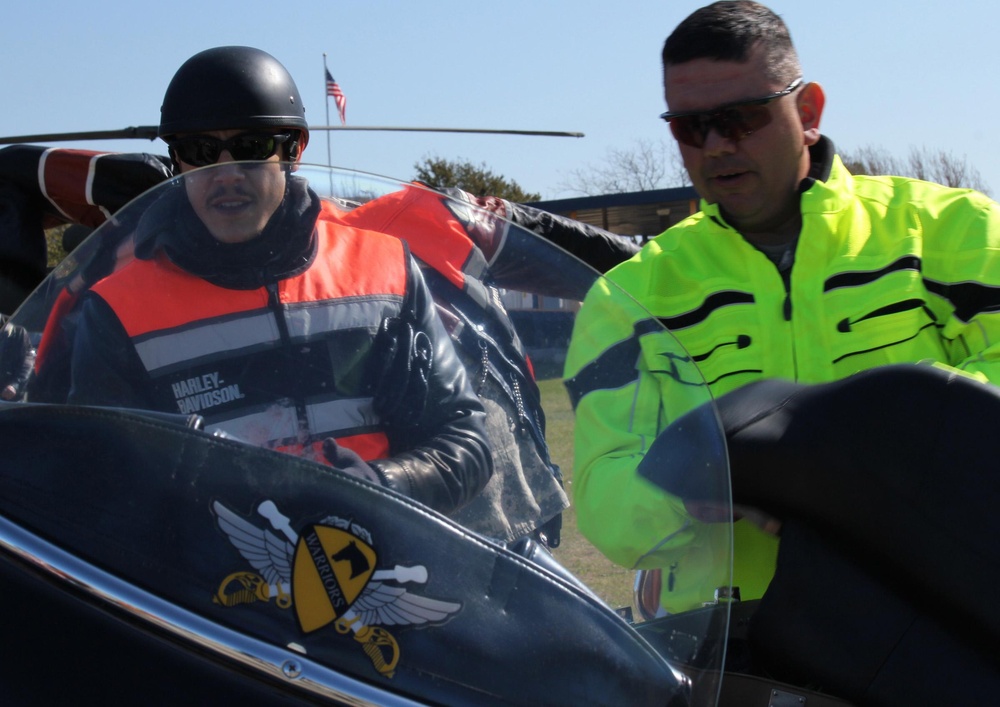 Sons of Anarchy stars join Fort Hood Soldiers during mentorship ride