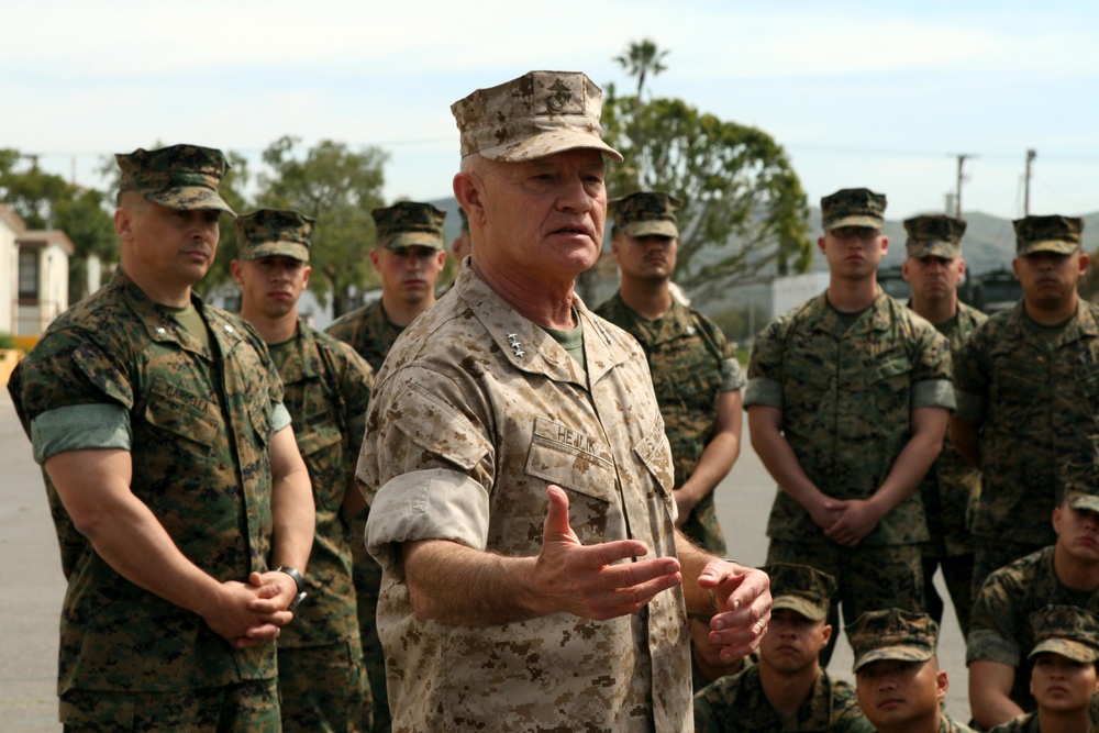 MARFOREUR Commander Visits BSRF-11