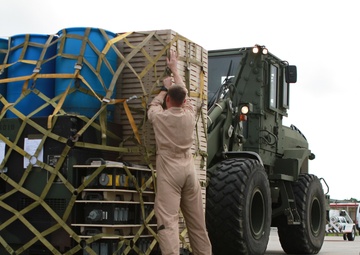 Operation Tomodachi: 7th Comm Battalion delivers critically-needed supplies