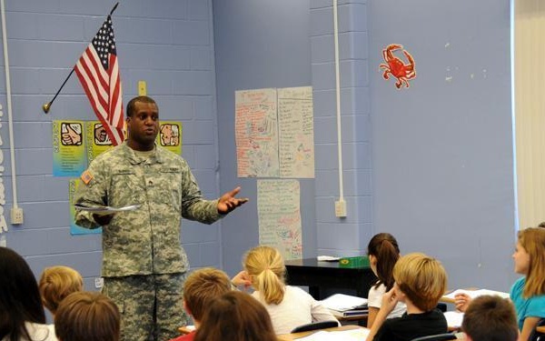 Florida National Guard Counterdrug DDR school program