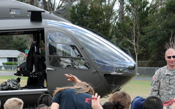 Florida National Guard Counterdrug DDR program in schools