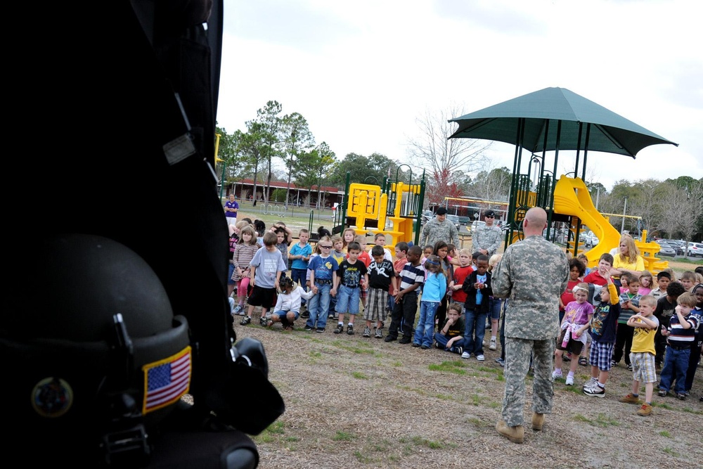 Florida National Guard Counterdrug DDR program in schools
