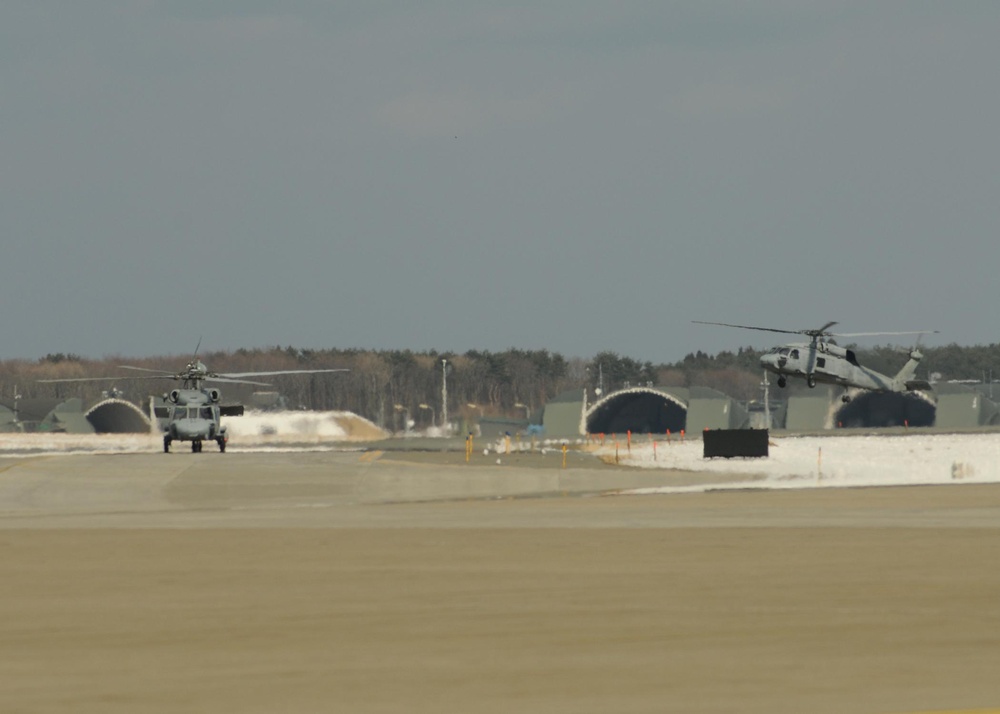 Aircraft arrive at NAF Misawa in Support of Operation Tomodachi