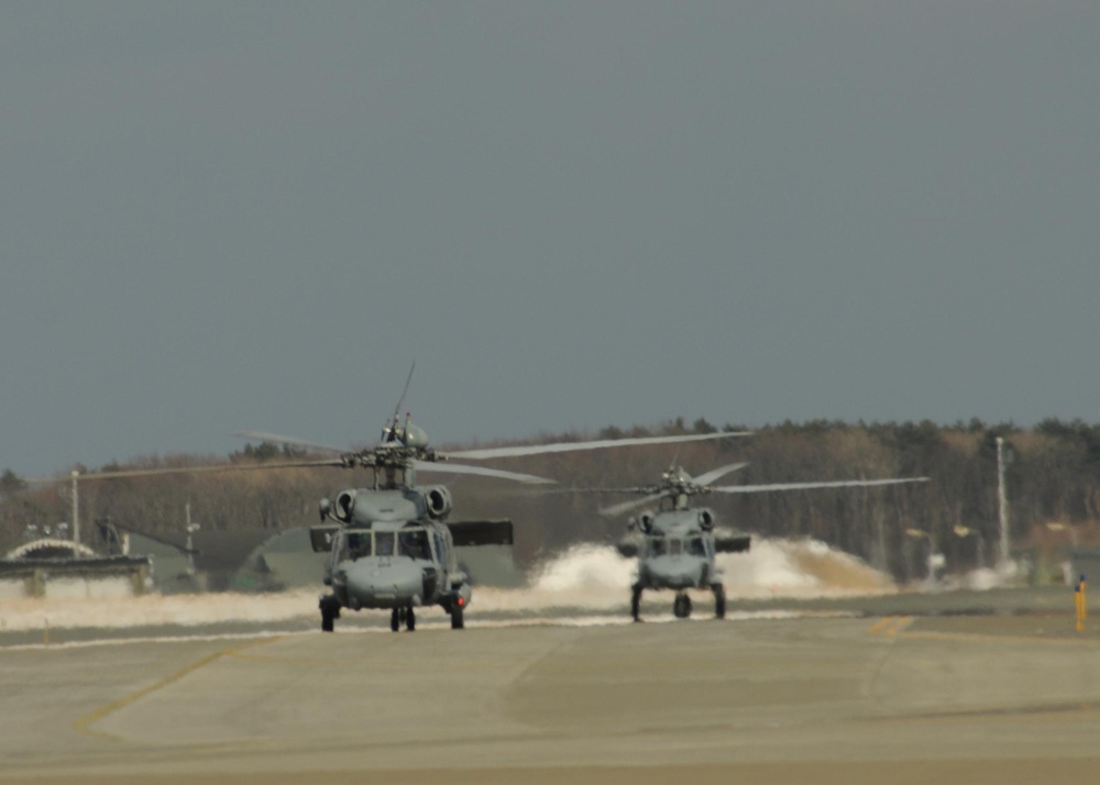 Aircraft arrive at NAF Misawa in Support of Operation Tomodachi