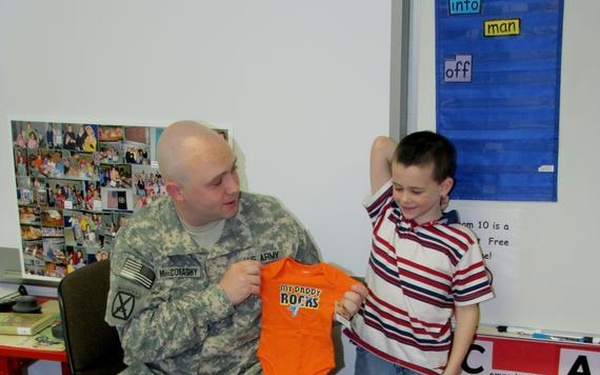Soldier on leave thanks Michigan first graders for generosity, patriotism