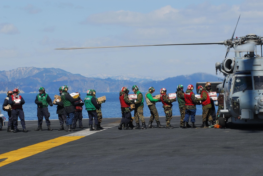 USS Ronald Reagan Supports Operation Tomodachi