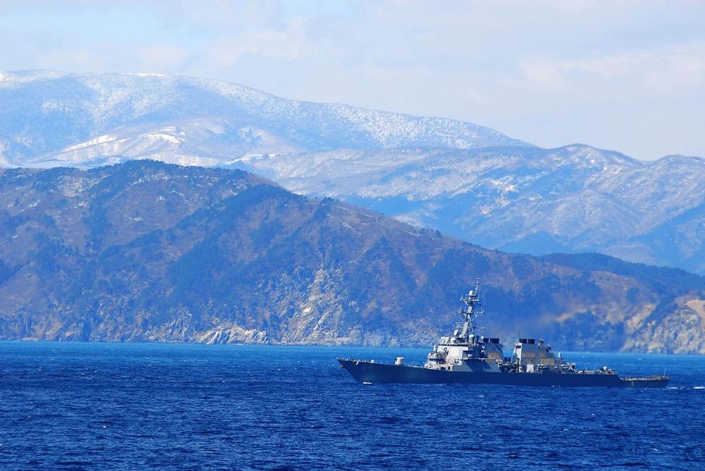 USS Ronald Reagan Supports Operation Tomodachi