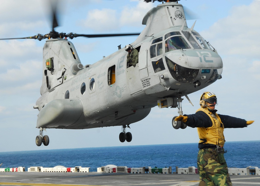 CH-46E Sea Knight Aboard the USS Essex