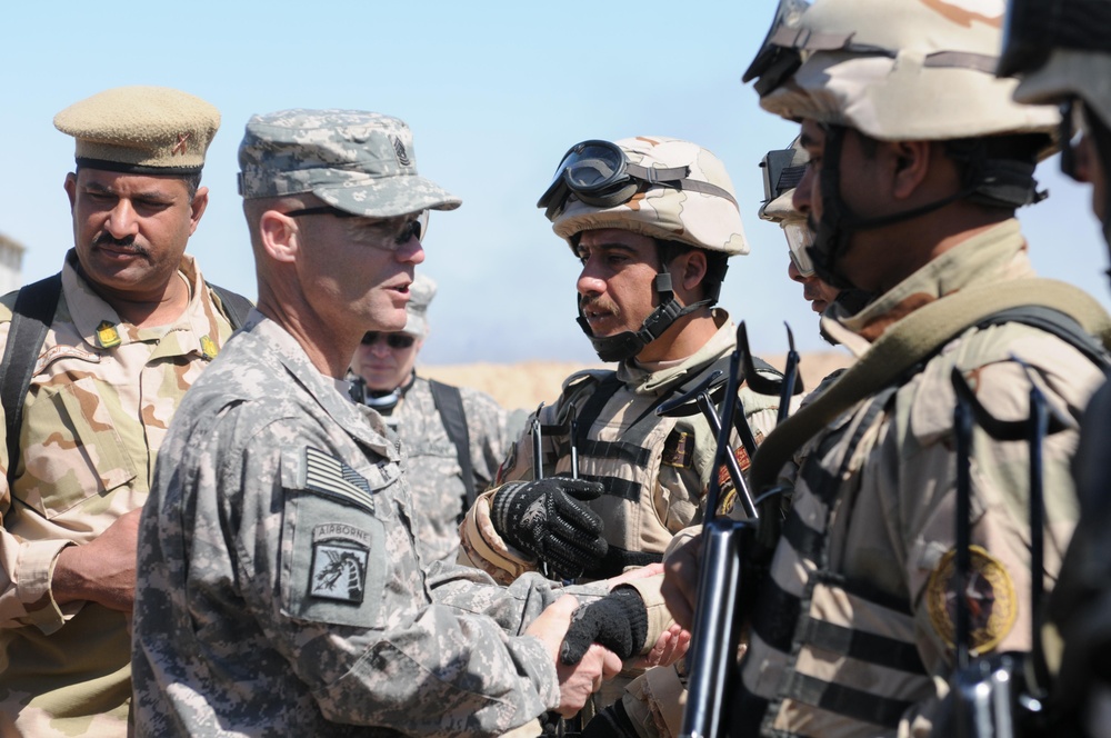 US, Iraqi SGMs confer on enlisted corps