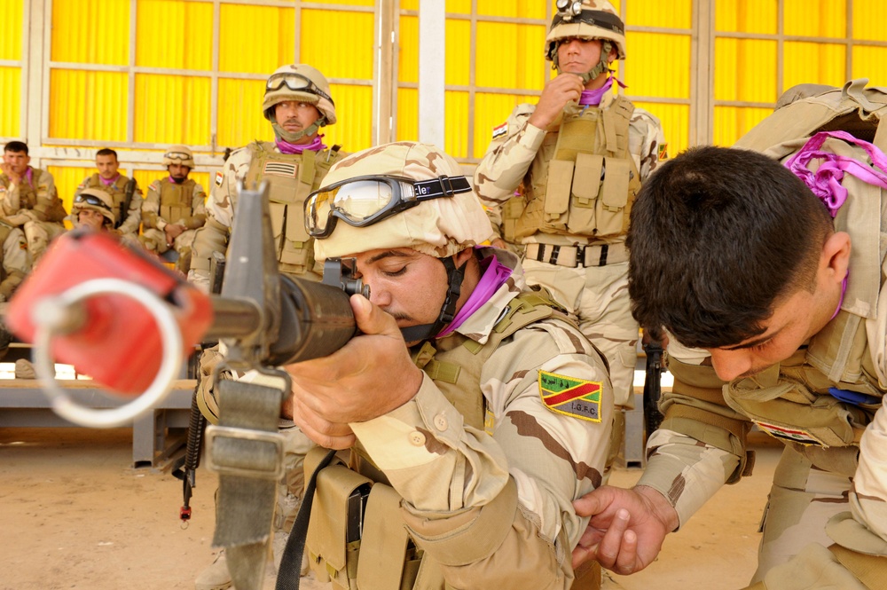 Iraqi Army Physical Fitness &amp; Weapons Training