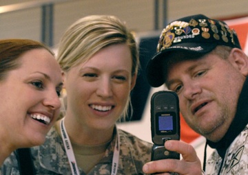 Hockey loves Heroes