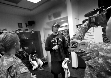 Hockey loves Heroes