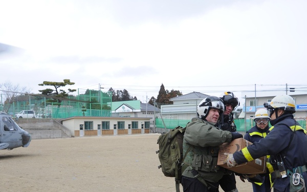 HS 14 conducts humanitarian assistance operations