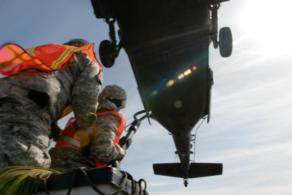 Suppy Lines in the Sky: New York Army National Guard Soldiers Learn Helicopter Loadout Skills