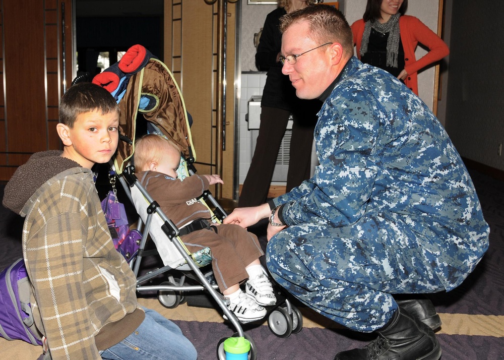 Misawa Families Prepare for Voluntary Departure