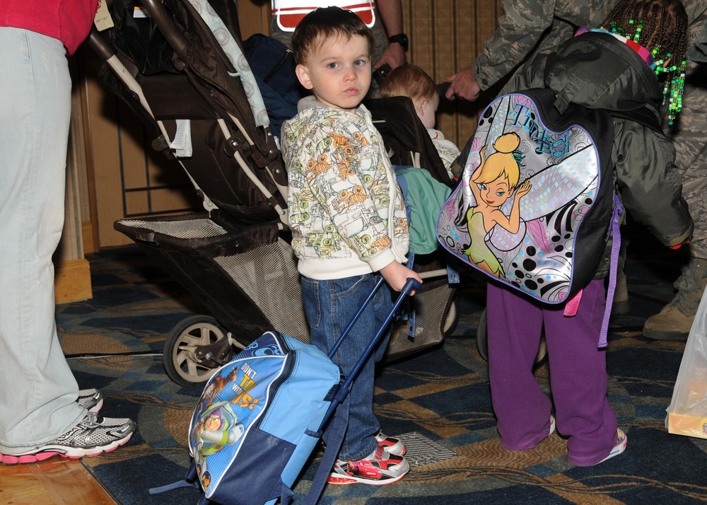 Misawa Families Prepare for Voluntary Departure