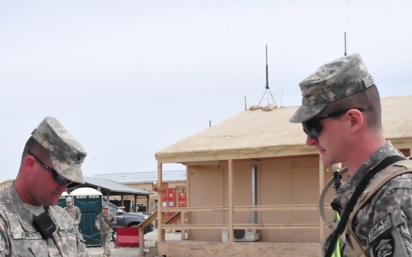 Cadre Validates Points for Soldier of the Quarter Competitor