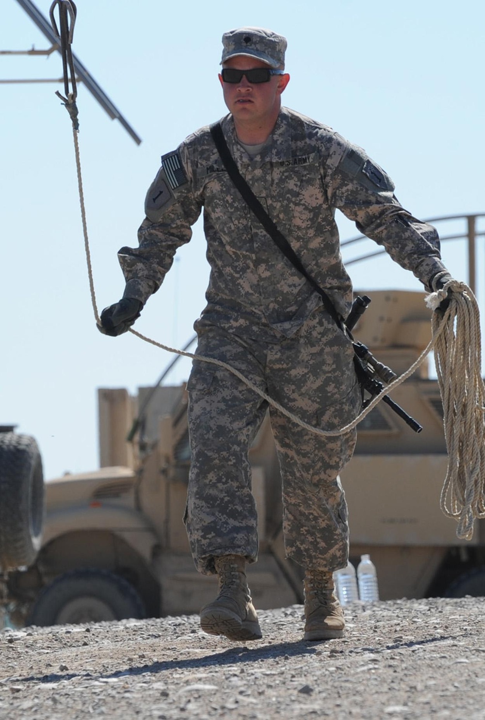 ‘Chaos’ Soldiers clear path for ‘lost art’ of engineering