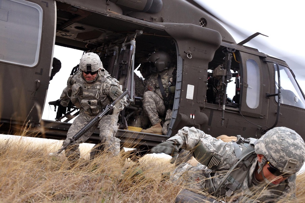 Wolfpack soldiers assist National Guard aviators