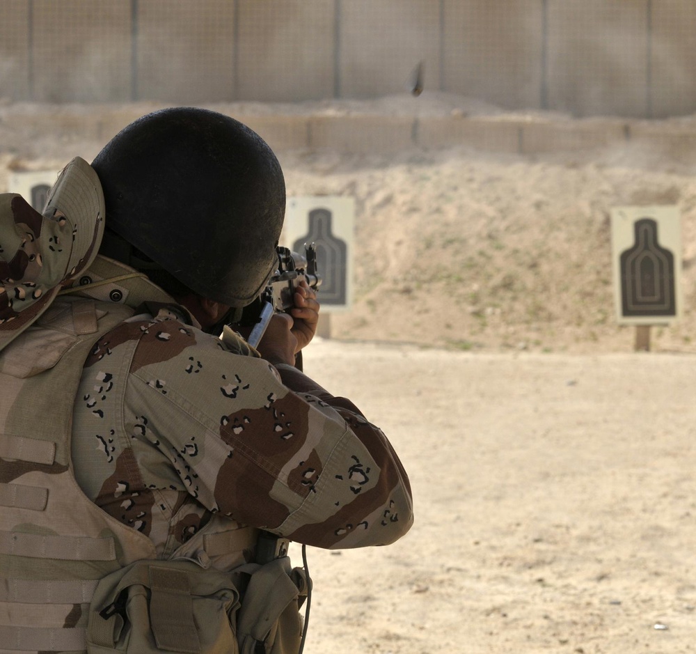 MTT Soldiers bring training tailored to IA unit’s mission