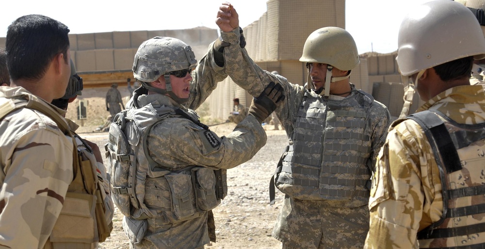 MTT Soldiers bring training tailored to IA unit’s mission