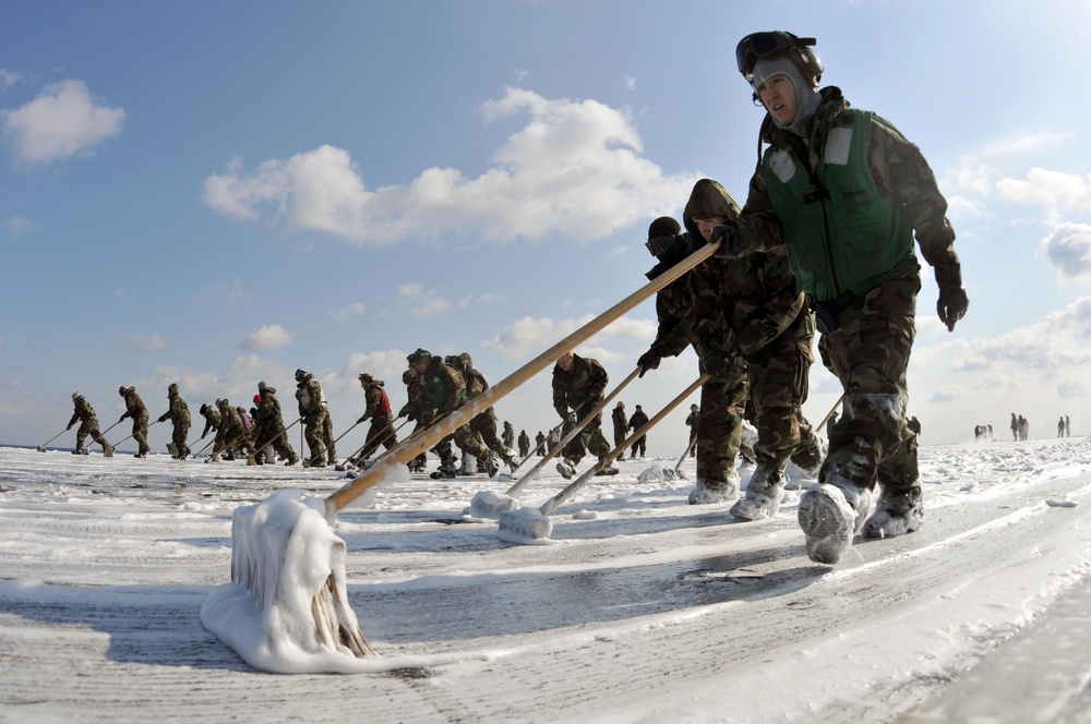 USS Ronald Reagan prepares for Operation Tomodachi