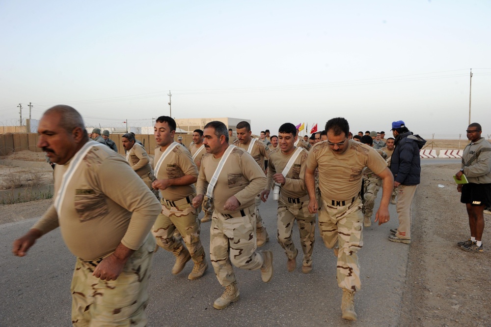 Iraqi Army physical fitness test and training