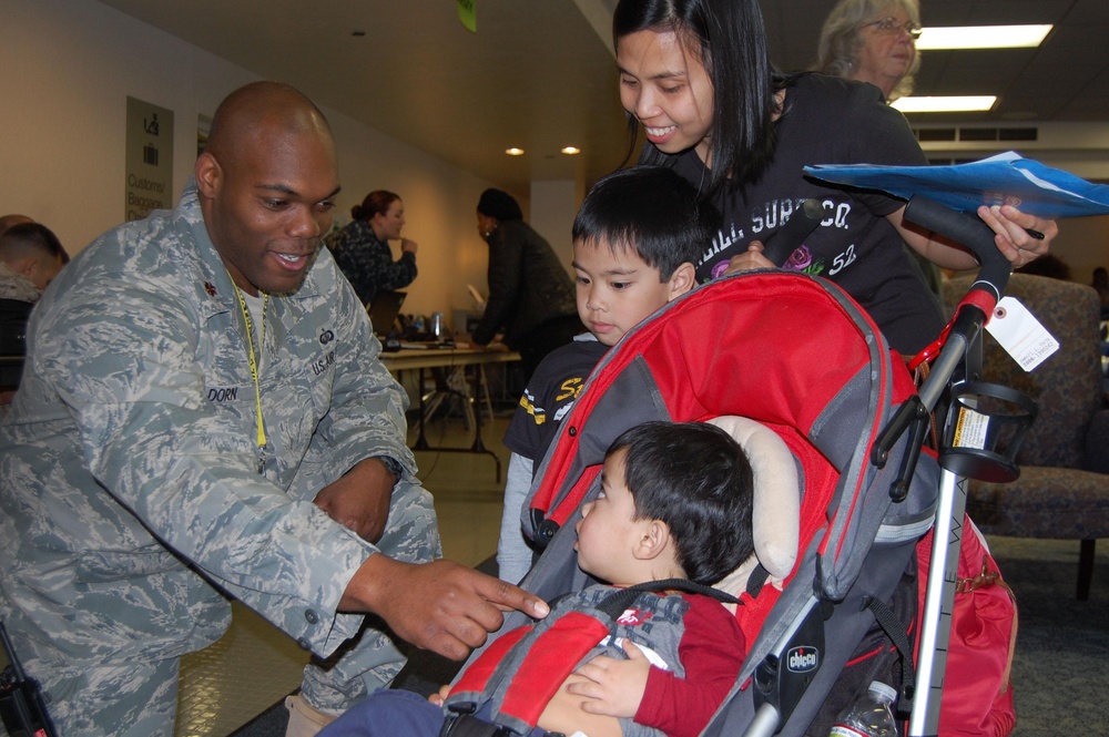 Officer Greets Family From Japan