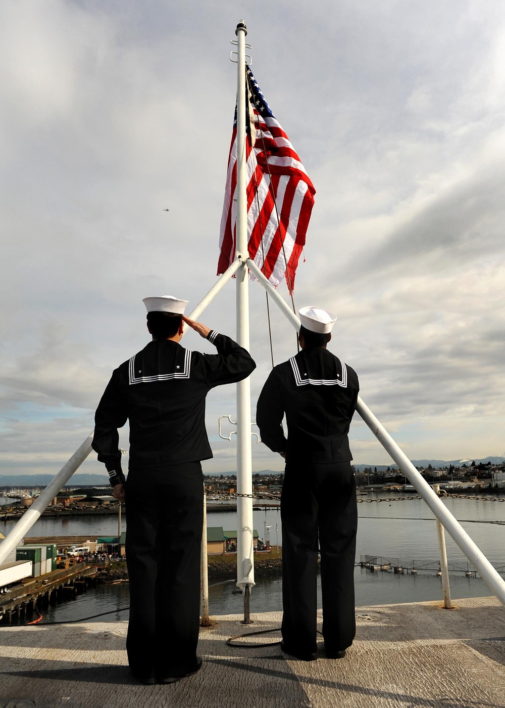 USS Abraham Lincoln Returns To Washington