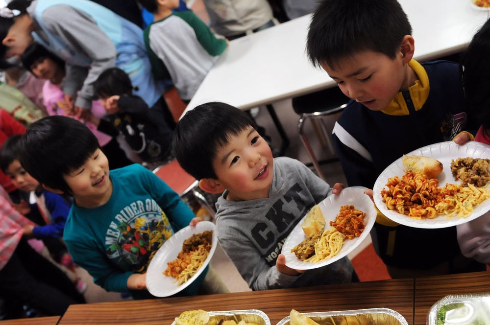 Misawa Sailors, Airmen Provide Assistance to Child Center