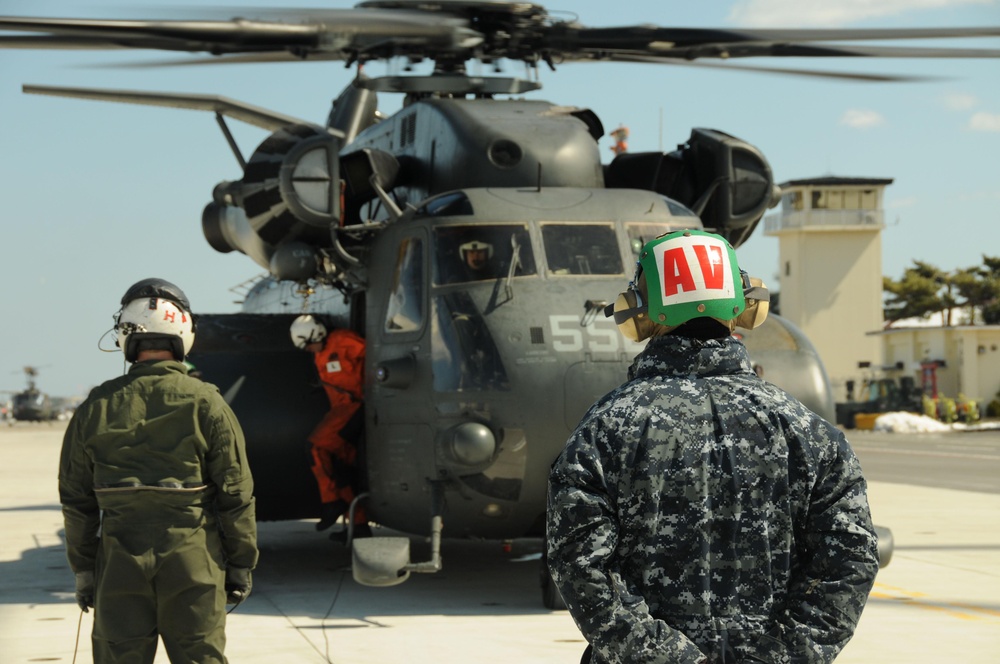Helicopter Mine Countermeasures Squadron 14 Supports Operation Tomodachi