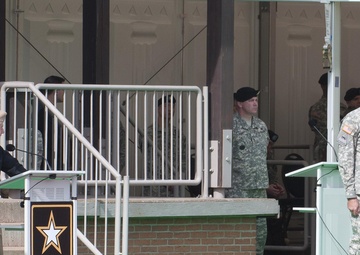 Lt. Gen. Hertling formally assumes command of USAREUR