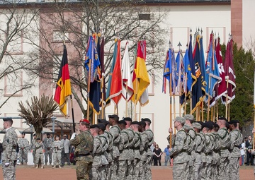 Lt. Gen. Hertling formally assumes command of USAREUR