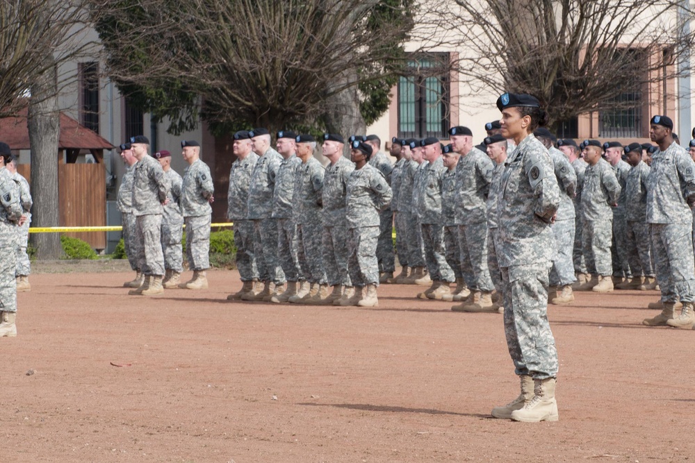 Lt. Gen. Hertling formally assumes command of USAREUR