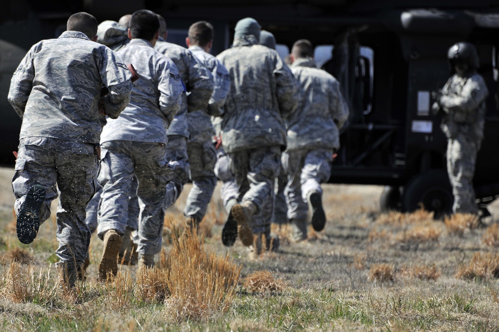 Helicopter Deployment Readiness Training