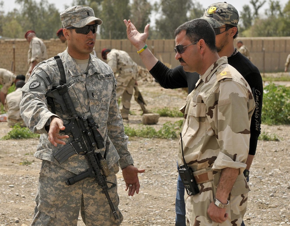 Iraqi soldiers test skills as US leaders gauge progress