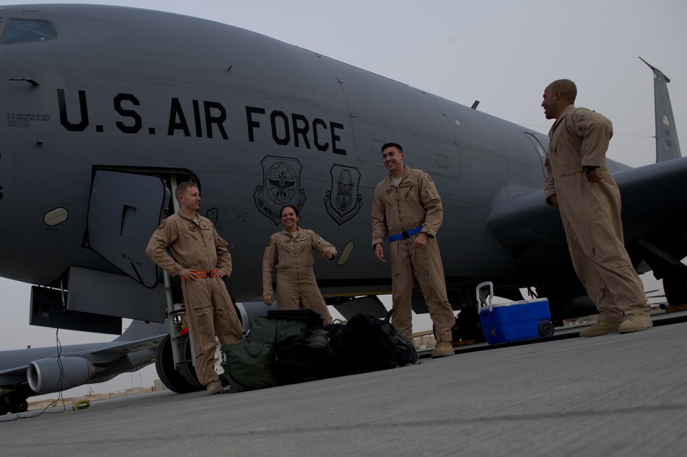 KC-135 Refueling mission over Iraq