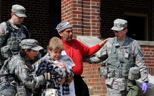 563rd Military Police Company Trains to Save Lives