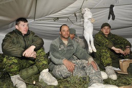 New York City Guard Soldiers Learn Winter Survival Skills from Canadian army