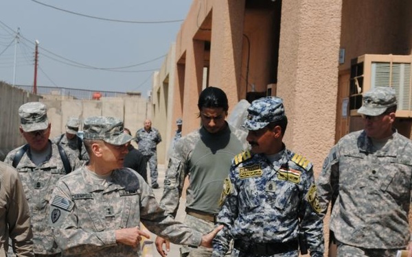 USD-C Commander visits 4th Iraqi Federal Police Division at Joint Security Station Jehad