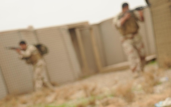 Iraqi Emergency Response Brigade Conducts Medical Training