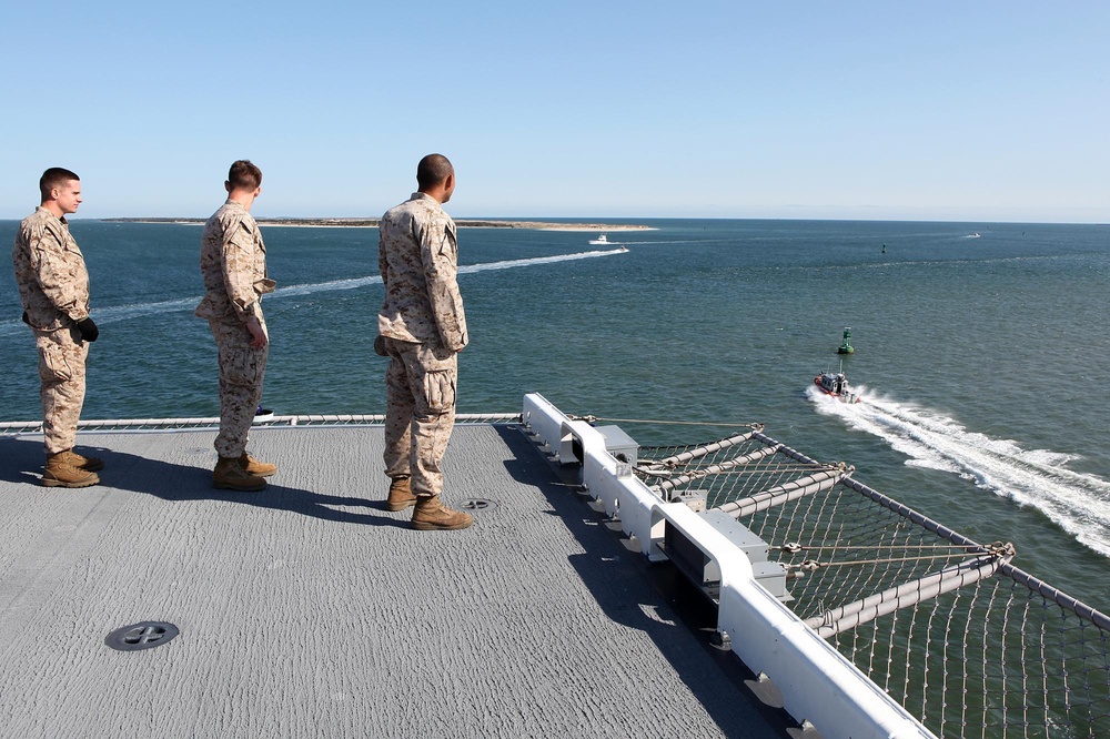 22nd Marine Expeditionary Unit Gets Underway