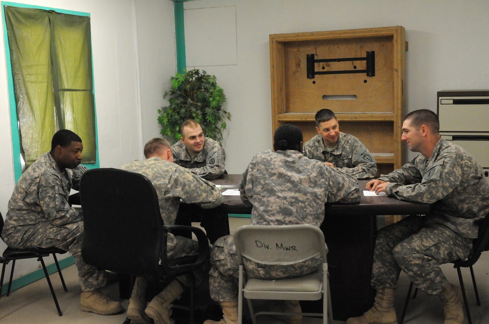 USD – C Holds Leadership Course for Junior Enlisted, NCOs