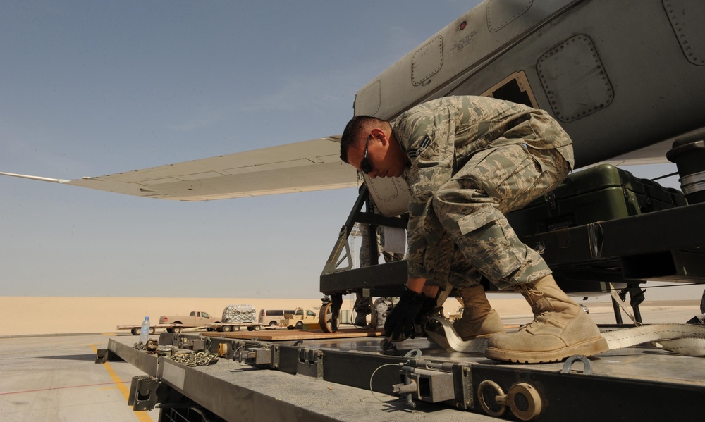 Mobility Airman profile: Joint Base Andrews senior airman supports aerial port ops at Southwest Asia base